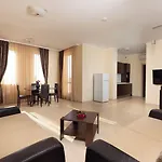 호텔 Rome Palace Deluxe 4*
