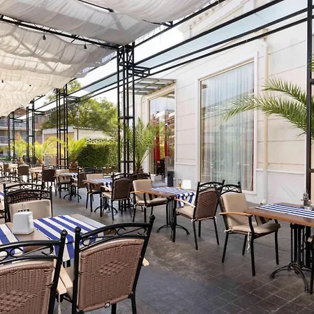 酒店 Rome Palace Deluxe 4*