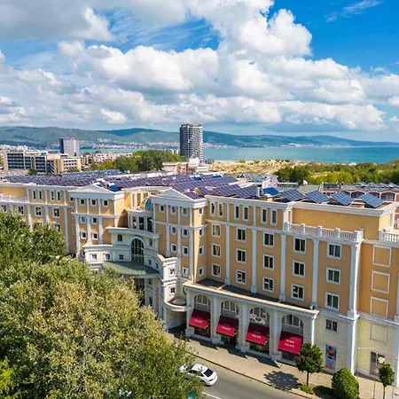 Rome Palace Deluxe 4* 阳光海滩