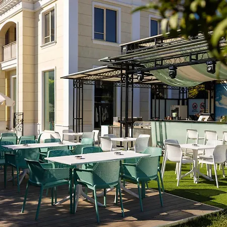 Otel Rome Palace Deluxe