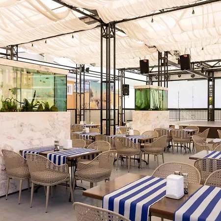 Rome Palace Deluxe Otel 4*