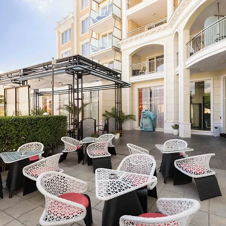 호텔 Rome Palace Deluxe 4*