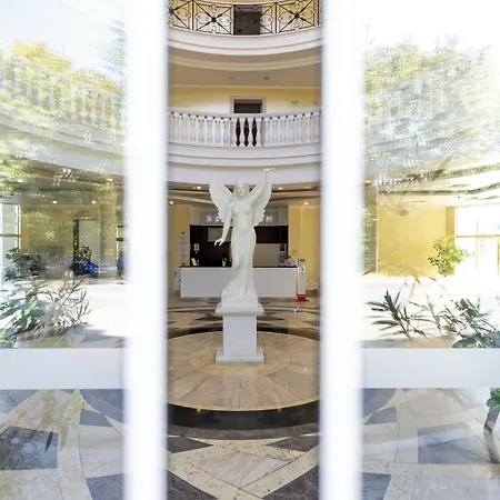 Hotel Rome Palace Deluxe 4*