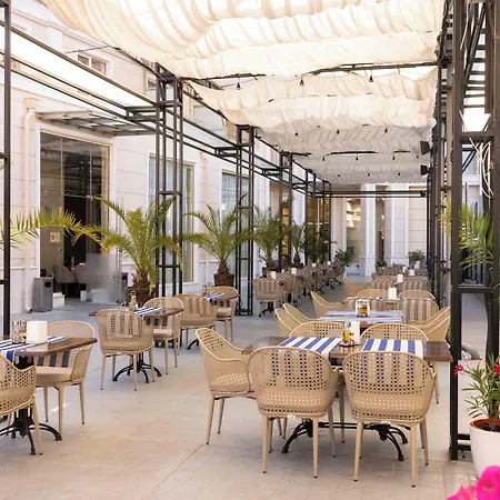Hotel Rome Palace Deluxe 4*