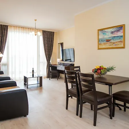 Rome Palace Deluxe 4* Sunny Beach