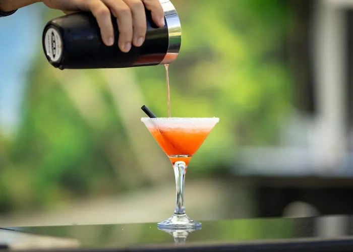 Rome Palace Deluxe Hotell 4*