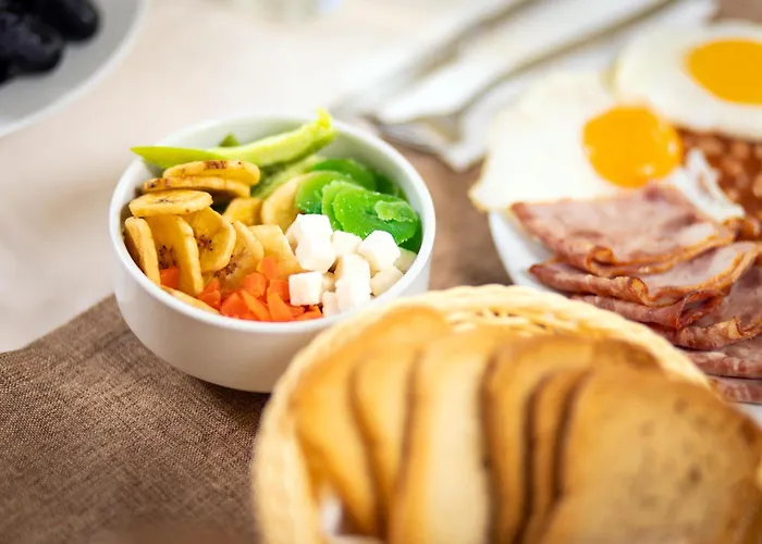 Hotell Rome Palace Deluxe Slăntjev Brjag