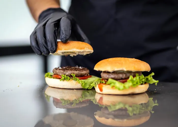 Rome Palace Deluxe Hotell 4*