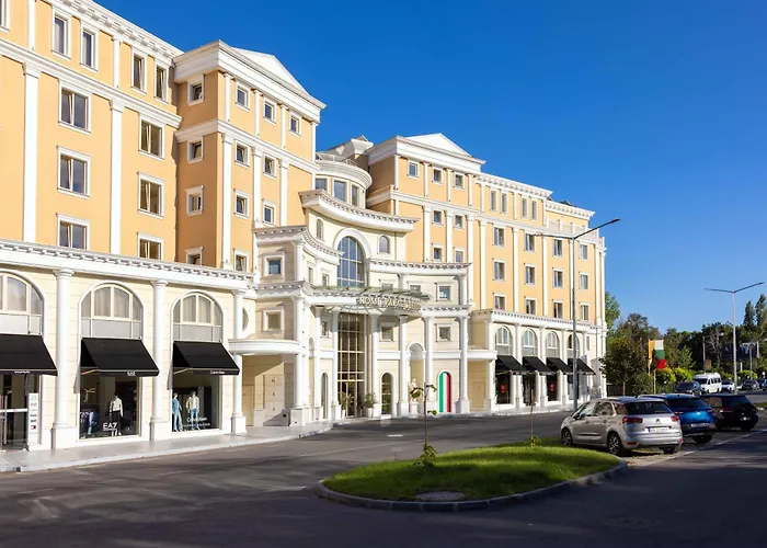 Hotell Rome Palace Deluxe 4*
