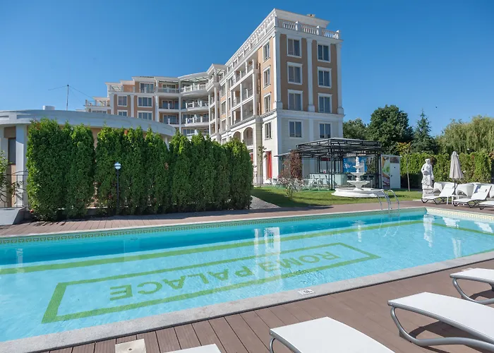 Rome Palace Deluxe Hotell 4*