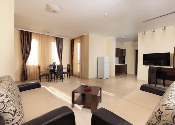 Hotell Rome Palace Deluxe 4*