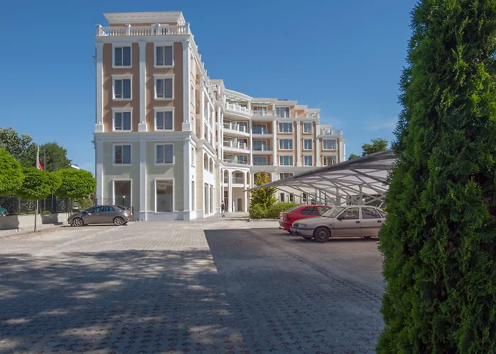 Rome Palace Deluxe 4* Sunny Beach